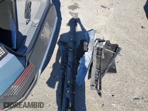 2022 Hyundai Ioniq 5 SE z VIN KM8KMDAF5NU100047, wystawiony jako Copart lot #77913994 z przebiegiem 29 751 mil mil oraz Szkoda całkowita • Salvage title. Historia ofert i sprzedaży dostępna na DreamBid. Obrazek 14.