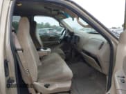 ✅ 2000 Ford F-150 XL • VIN: 1FTRX17L3YNB02903 • Lot: 43556336. Wystawiony na IAAI z przebiegiem Nie podano. Bezpłatny archiwum sprzedaży aukcyjnych z USA i szczegółowy raport historii pojazdu na DreamBid. Zdjęcie 5.