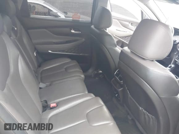 ✅ 2019 Hyundai Santa Fe Limited • VIN: 5NMS5CAAXKH111080 • Лот: 42168203. Опубликован ранее на IAAI с пробегом 178 860 миль. Бесплатный доступ к архиву аукционных продаж из США и подробный отчёт об истории автомобиля на DreamBid. Изображение 8.