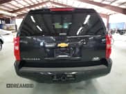 ✅ 2014 Chevrolet Suburban LT • VIN: 1GNSKJE77ER131290 • Lot: 71351994. Wystawiony na Copart z przebiegiem 258 058 mil. Bezpłatny archiwum sprzedaży aukcyjnych z USA i szczegółowy raport historii pojazdu na DreamBid. Zdjęcie 6.