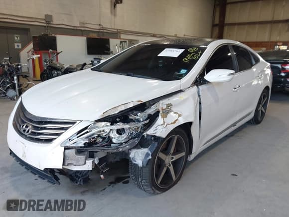 ✅ 2016 Hyundai Azera • VIN: KMHFG4JG3GA509539 • Lot: 42988761. Wystawiony na IAAI z przebiegiem 170 018 mil. Bezpłatny archiwum sprzedaży aukcyjnych z USA i szczegółowy raport historii pojazdu na DreamBid. Zdjęcie 6.