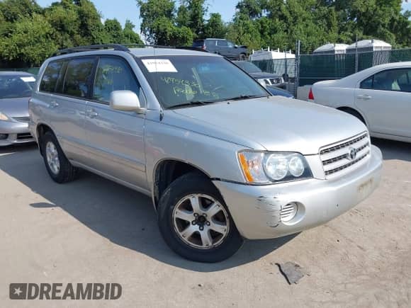 2003 Toyota Highlander z VIN JTEGF21A330074920, wystawiony jako IAAI lot #42954330 z przebiegiem 142 106 mil mil oraz . Historia ofert i sprzedaży dostępna na DreamBid. Obrazek 1.