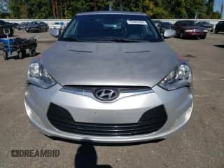 ✅ 2013 Hyundai Veloster w/Gray Int • VIN: KMHTC6AD4DU134495 • Lot: 75985954. Wystawiony na Copart z przebiegiem 139 819 mil. Bezpłatny archiwum sprzedaży aukcyjnych z USA i szczegółowy raport historii pojazdu na DreamBid. Zdjęcie 5.