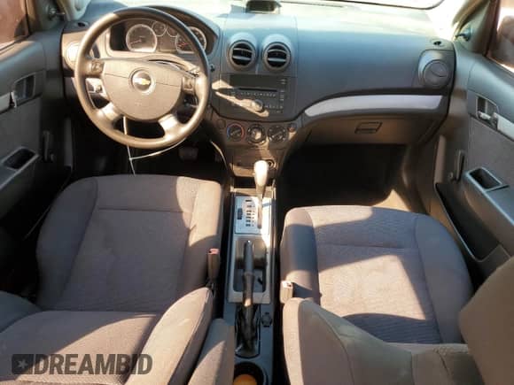 2010 Chevrolet Aveo 1LT z VIN KL1TD5DE2AB120559, wystawiony jako Copart lot #41488955 z przebiegiem 120 069 mil mil oraz Czysty tytuł • Clean title. Historia ofert i sprzedaży dostępna na DreamBid. Obrazek 8.