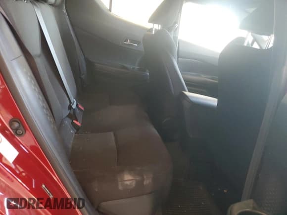 ✅ 2019 Toyota C-HR LE • VIN: JTNKHMBX8K1052343 • Лот: 85305645. Опубликован ранее на Copart с пробегом 108 780 миль. Бесплатный доступ к архиву аукционных продаж из США и подробный отчёт об истории автомобиля на DreamBid. Изображение 10.