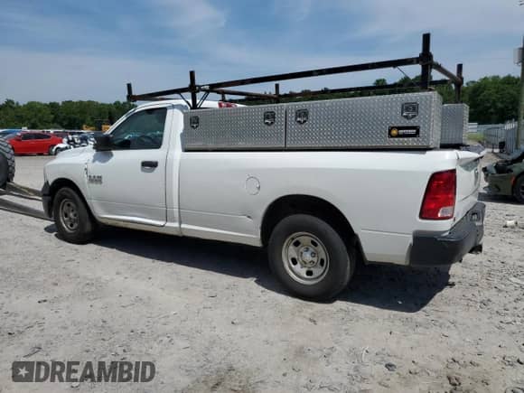 2017 Ram 1500 Tradesman с VIN 3C6JR6DG7HG648888, выставлен на аукционе Copart как лот 55433555 с пробегом 127 715 миль миль и Списание • Salvage title. История ставок и продаж доступна на DreamBid. Изображение 2.