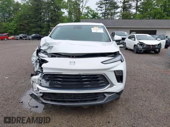 ✅ 2024 Buick Encore GX Preferred • VIN: KL4AMBS23RB135598 • Lot: 42266362. Listed on IAAI with 10,478 mi. Free auction sales archive from the USA and detailed vehicle history report at DreamBid. Image 13.