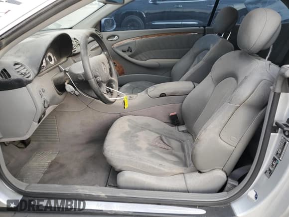 ✅ 2006 Mercedes-Benz CLK 500 • VIN: WDBTK75GX6T060203 • Lot: 39357594. Listed on Copart with 160,918 mi. Free auction sales archive from the USA and detailed vehicle history report at DreamBid. Image 7.