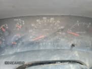 ✅ 2001 Ford F-350 XL • VIN: 1FTWX33F11EB46340 • Lot: 74265584. Wystawiony na Copart z przebiegiem 205 473 mil. Bezpłatny archiwum sprzedaży aukcyjnych z USA i szczegółowy raport historii pojazdu na DreamBid. Zdjęcie 9.