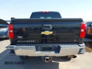 ✅ 2015 Chevrolet Silverado 2500HD LT • VIN: 1GC2KVEG2FZ548656 • Lot: 42496634. Wystawiony na IAAI z przebiegiem 248 812 mil. Bezpłatny archiwum sprzedaży aukcyjnych z USA i szczegółowy raport historii pojazdu na DreamBid. Zdjęcie 17.