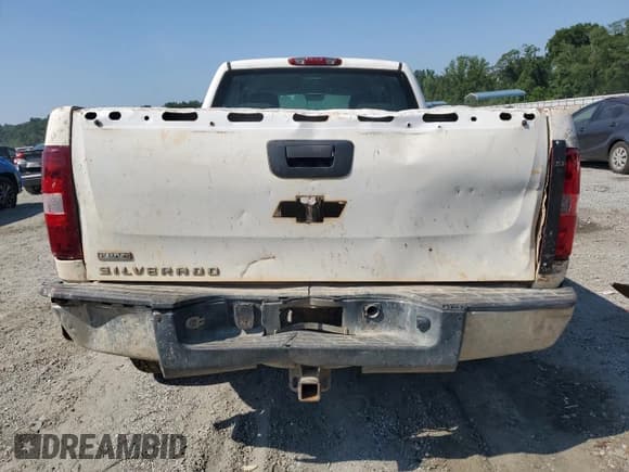 ✅ 2009 Chevrolet Silverado 1500 Work Truck • VIN: 1GCEC19029Z254145 • Lot: 62017835. Wystawiony na Copart z przebiegiem Nie podano. Bezpłatny archiwum sprzedaży aukcyjnych z USA i szczegółowy raport historii pojazdu na DreamBid. Zdjęcie 6.