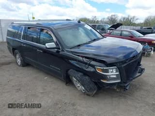 ✅ 2015 Chevrolet Suburban LTZ • VIN: 1GNSKKKC1FR222483 • Lot: 42172659. Wystawiony na IAAI z przebiegiem 200 037 mil. Bezpłatny archiwum sprzedaży aukcyjnych z USA i szczegółowy raport historii pojazdu na DreamBid. Zdjęcie 1.
