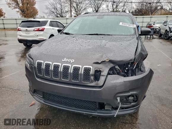 ✅ 2019 Jeep Cherokee Latitude Plus • VIN: 1C4PJLLB7KD264354 • Lot: 94225675. Listed on Copart with 82,084 mi. Free auction sales archive from the USA and detailed vehicle history report at DreamBid. Image 5.