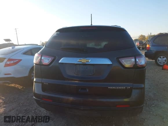 ✅ 2015 Chevrolet Traverse LT • VIN: 1GNKVHKD9FJ314801 • Lot: 43559276. Wystawiony na IAAI z przebiegiem 107 505 mil. Bezpłatny archiwum sprzedaży aukcyjnych z USA i szczegółowy raport historii pojazdu na DreamBid. Zdjęcie 16.