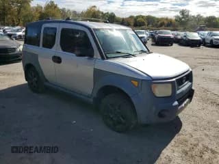✅ 2005 Honda Element EX • VIN: 5J6YH286X5L029943 • Лот: 86124155. Опубликован ранее на Copart с пробегом 192 846 миль. Бесплатный доступ к архиву аукционных продаж из США и подробный отчёт об истории автомобиля на DreamBid. Изображение 4.
