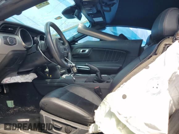 ✅ 2021 Ford Mustang EcoBoost • VIN: 1FATP8UH5M5124884 • Lot: 57511704. Wystawiony na Copart z przebiegiem 63 060 mil. Bezpłatny archiwum sprzedaży aukcyjnych z USA i szczegółowy raport historii pojazdu na DreamBid. Zdjęcie 7.