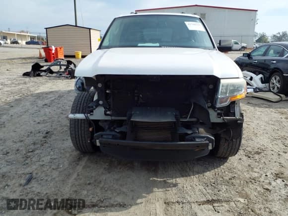 ✅ 2017 Ford Expedition Max XLT • VIN: 1FMJK1HT8HEA52523 • Лот: 41790755. Опубликован ранее на IAAI с пробегом 200 000 миль. Бесплатный доступ к архиву аукционных продаж из США и подробный отчёт об истории автомобиля на DreamBid. Изображение 13.