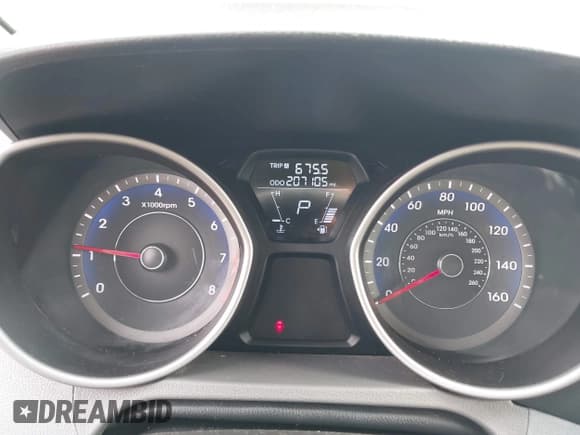 ✅ 2013 Hyundai Elantra GLS • VIN: KMHDH4AE4DU005689 • Lot: 43455817. Listed on IAAI with 207,105 mi. Free auction sales archive from the USA and detailed vehicle history report at DreamBid. Image 7.