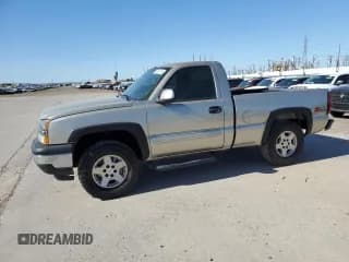 ✅ 2005 Chevrolet Silverado 1500 Z71 • VIN: 1GCEK14T15E216511 • Лот: 52824155. Опубликован ранее на Copart с пробегом 161 074 миль. Бесплатный доступ к архиву аукционных продаж из США и подробный отчёт об истории автомобиля на DreamBid. Изображение 1.