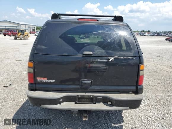 2006 Chevrolet Tahoe Z71 с VIN 1GNEC13T36R102591, выставлен на аукционе Copart как лот 68008185 с пробегом 215 986 миль миль и Списание • Salvage title. История ставок и продаж доступна на DreamBid. Изображение 6.