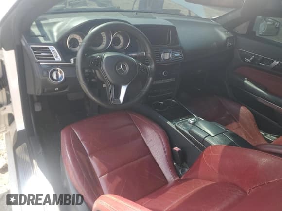 ✅ 2016 Mercedes-Benz E 400 • VIN: WDDKJ6FB4GF332182 • Lot: 67992395. Wystawiony na Copart z przebiegiem 141 910 mil. Bezpłatny archiwum sprzedaży aukcyjnych z USA i szczegółowy raport historii pojazdu na DreamBid. Zdjęcie 8.