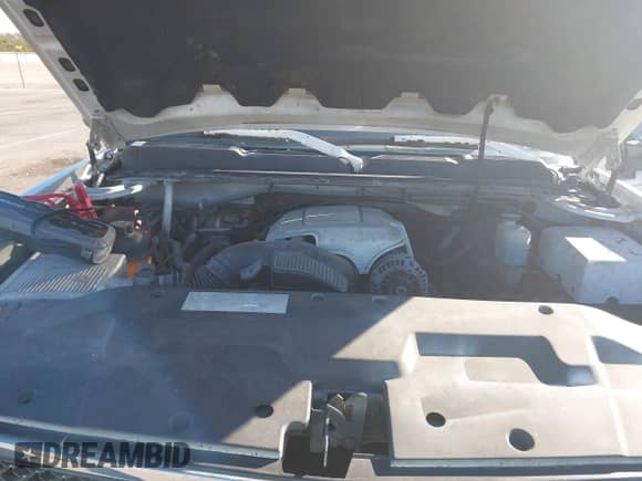 2010 Chevrolet Silverado 1500 LT z VIN 3GCRCSEA1AG246760, wystawiony jako IAAI lot #43599219 z przebiegiem 197 805 mil mil oraz . Historia ofert i sprzedaży dostępna na DreamBid. Obrazek 10.