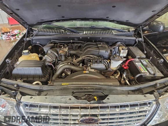 ✅ 2005 Ford Explorer XLT • VIN: 1FMZU73KX5UA57898 • Lot: 93920445. Wystawiony na Copart z przebiegiem 163 993 mil. Bezpłatny archiwum sprzedaży aukcyjnych z USA i szczegółowy raport historii pojazdu na DreamBid. Zdjęcie 11.