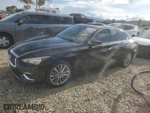 ✅ 2018 Infiniti Q50 Sport • VIN: JN1EV7AP6JM361113 • Лот: 82414705. Опубликован ранее на Copart с пробегом 42 641 миль. Бесплатный доступ к архиву аукционных продаж из США и подробный отчёт об истории автомобиля на DreamBid. Изображение 1.
