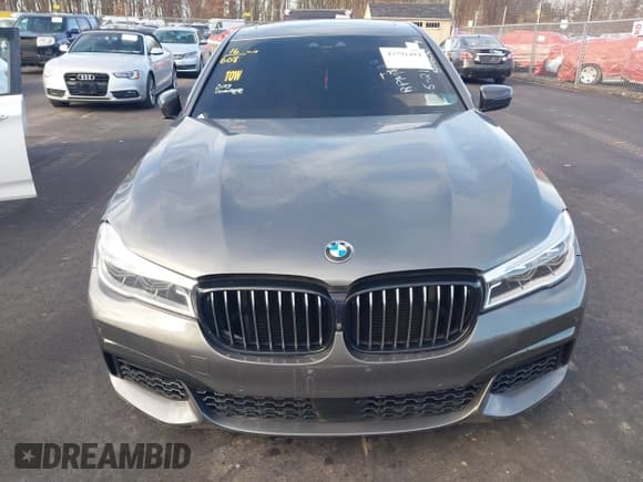 ✅ 2016 BMW 7 Series 750i xDrive • VIN: WBA7F2C58GG416117 • Lot: 43791484. Listed on IAAI with 92,496 mi. Free auction sales archive from the USA and detailed vehicle history report at DreamBid. Image 12.