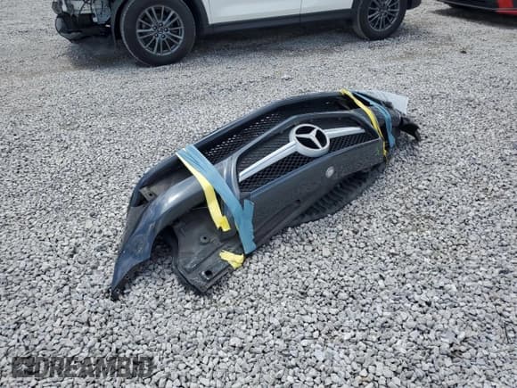 ✅ 2012 Mercedes-Benz SLK 350 • VIN: WDDPK5HA5CF008413 • Лот: 60976735. Опубликован ранее на Copart с пробегом 100 587 миль. Бесплатный доступ к архиву аукционных продаж из США и подробный отчёт об истории автомобиля на DreamBid. Изображение 12.