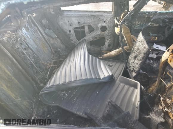 ✅ 2022 Acura TLX • VIN: 19UUB5F3XNA000035 • Лот: 81067374. Опубликован ранее на Copart с пробегом Не указан. Бесплатный доступ к архиву аукционных продаж из США и подробный отчёт об истории автомобиля на DreamBid. Изображение 10.