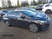 ✅ 2021 Nissan Versa SV • VIN: 3N1CN8EVXML813522 • Lot: 43657223. Wystawiony na IAAI z przebiegiem 99 298 mil. Bezpłatny archiwum sprzedaży aukcyjnych z USA i szczegółowy raport historii pojazdu na DreamBid. Zdjęcie 13.