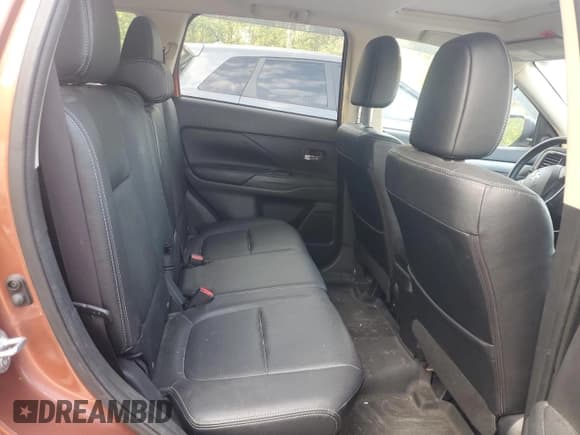 ✅ 2014 Mitsubishi Outlander ES • VIN: JA4AZ2A38EZ602074 • Lot: 69144605. Listed on Copart with 158,865 mi. Free auction sales archive from the USA and detailed vehicle history report at DreamBid. Image 11.