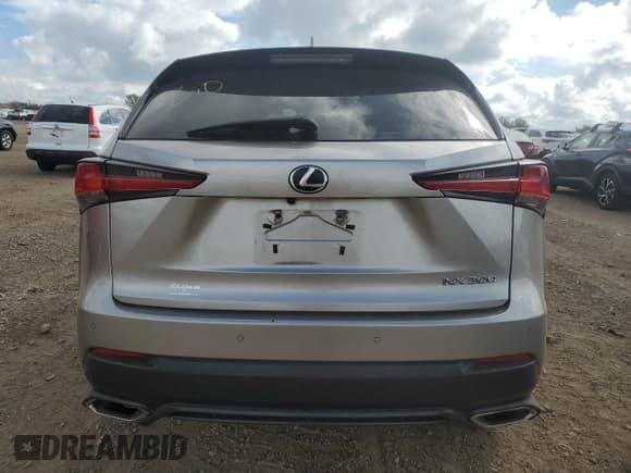 ✅ 2018 Lexus NX 300 • VIN: JTJBARBZ0J2154975 • Lot: 81730605. Wystawiony na Copart z przebiegiem 101 472 mil. Bezpłatny archiwum sprzedaży aukcyjnych z USA i szczegółowy raport historii pojazdu na DreamBid. Zdjęcie 6.