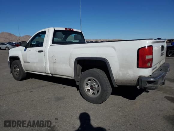 ✅ 2018 GMC Sierra 1500 • VIN: 1GTN1LEC6JZ905217 • Лот: 82691815. Опубликован ранее на Copart с пробегом 124 293 миль. Бесплатный доступ к архиву аукционных продаж из США и подробный отчёт об истории автомобиля на DreamBid. Изображение 2.