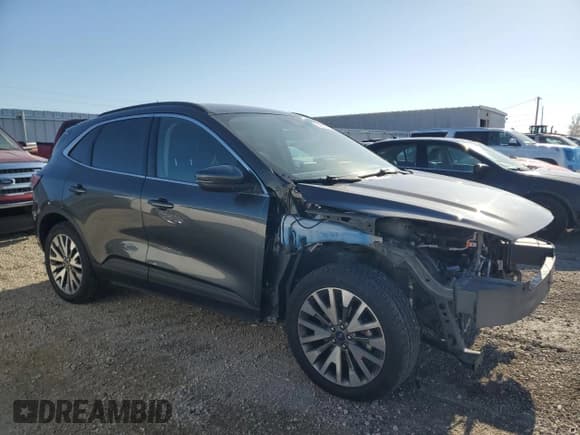 ✅ 2020 Ford Escape Titanium • VIN: 1FMCU9J94LUB43268 • Lot: 92580045. Wystawiony na Copart z przebiegiem 100 535 mil. Bezpłatny archiwum sprzedaży aukcyjnych z USA i szczegółowy raport historii pojazdu na DreamBid. Zdjęcie 4.