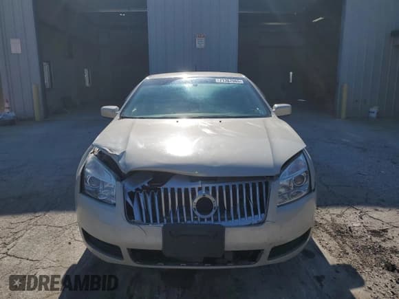 ✅ 2008 Mercury Milan • VIN: 3MEHM07Z88R638423 • Лот: 71367565. Опубликован ранее на Copart с пробегом 191 272 миль. Бесплатный доступ к архиву аукционных продаж из США и подробный отчёт об истории автомобиля на DreamBid. Изображение 5.