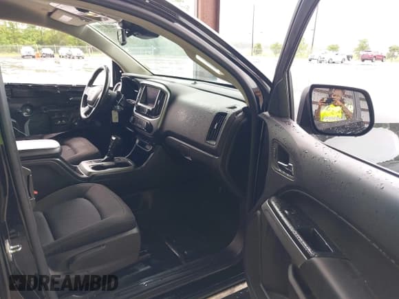✅ 2021 Chevrolet Colorado 2WD LT • VIN: 1GCHSCEA2M1250114 • Lot: 42434512. Listed on IAAI with 83,165 mi. Free auction sales archive from the USA and detailed vehicle history report at DreamBid. Image 5.