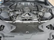 ✅ 2022 BMW M8 Competition • VIN: WBSGV0C02NCG77628 • Lot: 63987104. Wystawiony na Copart z przebiegiem 27 711 mil. Bezpłatny archiwum sprzedaży aukcyjnych z USA i szczegółowy raport historii pojazdu na DreamBid. Zdjęcie 11.