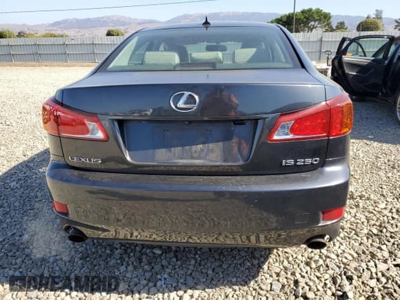 ✅ 2009 Lexus IS 250 • VIN: JTHBK262895102040 • Lot: 82766735. Wystawiony na Copart z przebiegiem 169 264 mil. Bezpłatny archiwum sprzedaży aukcyjnych z USA i szczegółowy raport historii pojazdu na DreamBid. Zdjęcie 6.