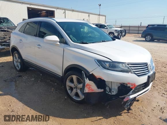 ✅ 2018 Lincoln MKC Premiere • VIN: 5LMCJ1C99JUL23427 • Lot: 42905912. Listed on IAAI with 57,199 mi. Free auction sales archive from the USA and detailed vehicle history report at DreamBid. Image 1.