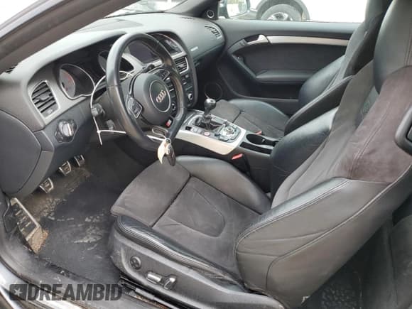 ✅ 2015 Audi S5 Premium Plus • VIN: WAUGGAFR3FA005148 • Lot: 52373864. Wystawiony na Copart z przebiegiem 139 866 mil. Bezpłatny archiwum sprzedaży aukcyjnych z USA i szczegółowy raport historii pojazdu na DreamBid. Zdjęcie 7.