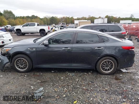 ✅ 2017 Kia Optima LX • VIN: 5XXGT4L34HG169645 • Lot: 43536245. Listed on IAAI with 192,840 mi. Free auction sales archive from the USA and detailed vehicle history report at DreamBid. Image 14.