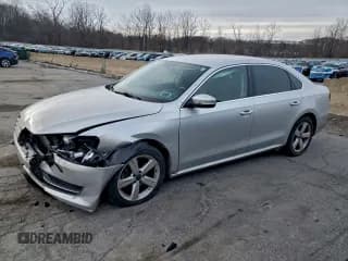 ✅ 2014 Volkswagen Passat SE • VIN: 1VWBT7A38EC095895 • Lot: 95939025. Listed on Copart with 148,469 mi. Free auction sales archive from the USA and detailed vehicle history report at DreamBid. Image 1.