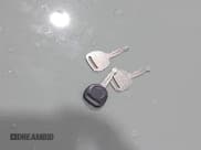 ✅ 2007 Chevrolet Silverado 2500HD Work Truck • VIN: 1GCHK29U17E141493 • Lot: 41369229. Wystawiony na IAAI z przebiegiem 198 623 mil. Bezpłatny archiwum sprzedaży aukcyjnych z USA i szczegółowy raport historii pojazdu na DreamBid. Zdjęcie 11.