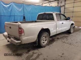 ✅ 2001 Dodge Dakota • VIN: 1B7GL22X71S228661 • Lot: 41849895. Wystawiony na Copart z przebiegiem 182 698 mil. Bezpłatny archiwum sprzedaży aukcyjnych z USA i szczegółowy raport historii pojazdu na DreamBid. Zdjęcie 3.