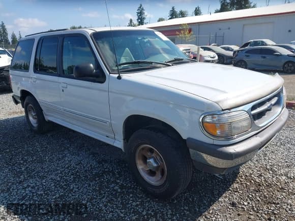 ✅ 1998 Ford Explorer XL • VIN: 1FMZU34EXWZB07205 • Lot: 42878259. Wystawiony na IAAI z przebiegiem 198 065 mil. Bezpłatny archiwum sprzedaży aukcyjnych z USA i szczegółowy raport historii pojazdu na DreamBid. Zdjęcie 1.
