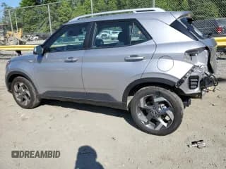 ✅ 2024 Hyundai Venue SEL • VIN: KMHRC8A36RU295175 • Lot: 59758594. Listed on Copart with 4,554 mi. Free auction sales archive from the USA and detailed vehicle history report at DreamBid. Image 2.