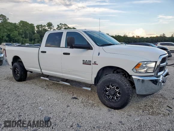 ✅ 2013 Ram 2500 Tradesman • VIN: 3C6UR5HL0DG570897 • Lot: 85524295. Listed on Copart with 102,257 mi. Free auction sales archive from the USA and detailed vehicle history report at DreamBid. Image 4.