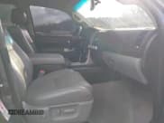 ✅ 2010 Toyota Tundra Limited • VIN: 5TFHW5F11AX122955 • Lot: 43811514. Wystawiony na IAAI z przebiegiem 209 409 mil. Bezpłatny archiwum sprzedaży aukcyjnych z USA i szczegółowy raport historii pojazdu na DreamBid. Zdjęcie 5.